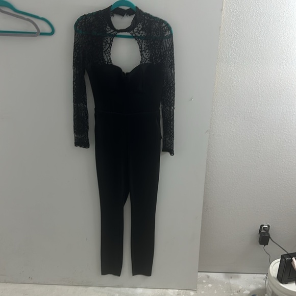 MATERIAL GIRL JUMPSUIT SIZE MEDIUM - Picture 5 of 7